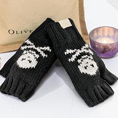 Crossbones Alpaca Gloves Image 1