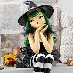 Fiona The Fashionable Witch Image 2